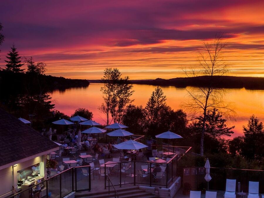 Delta Hotels By Marriott Fredericton Exterior foto